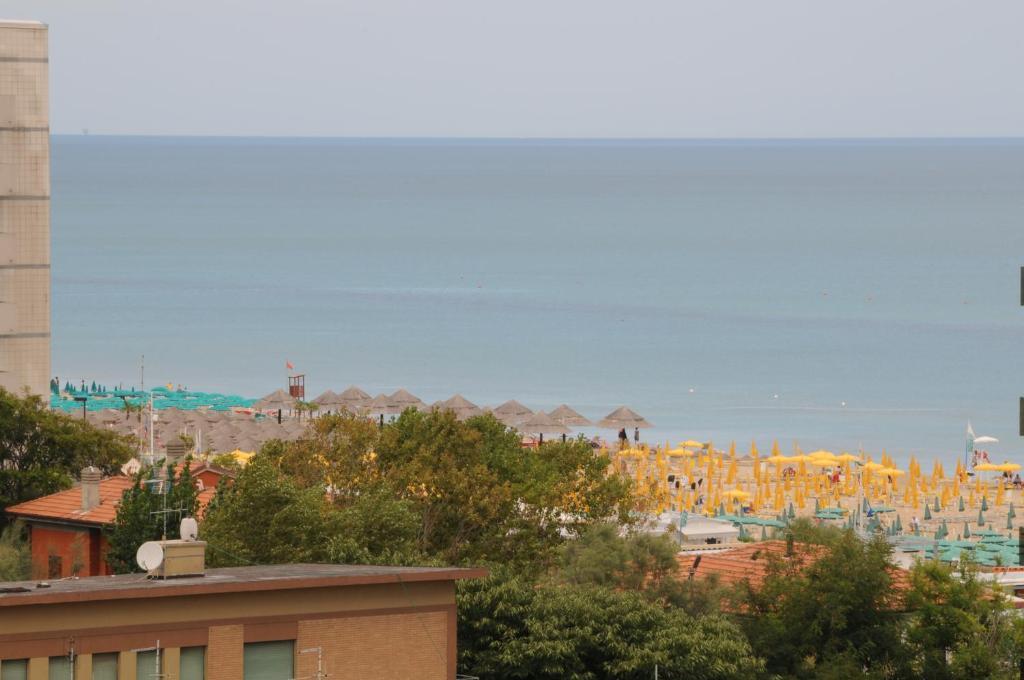 Hotel Royal Pesaro Exterior foto